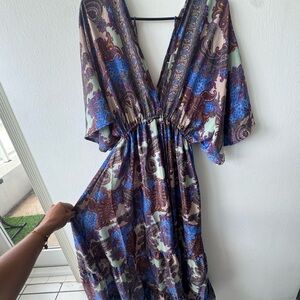Paisley V-Neck Maxi Dress